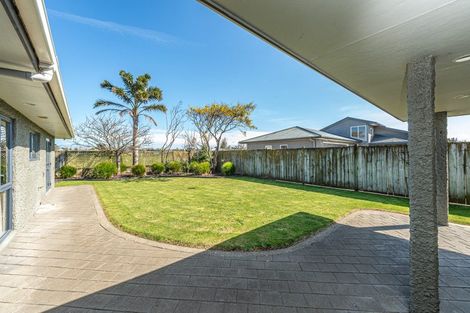 Photo of property in 43 Kakaho Drive, Tawhero, Whanganui, 4501