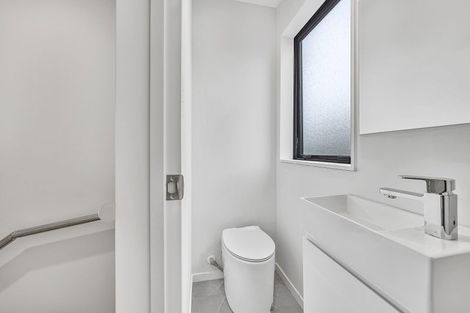 Photo of property in 4/163 Edmonton Road, Te Atatu South, Auckland, 0610
