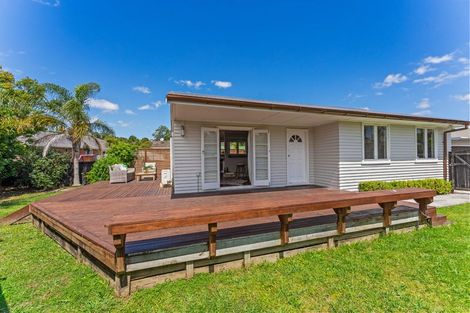 Photo of property in 1/5 Compton Street, Hillcrest, Auckland, 0627