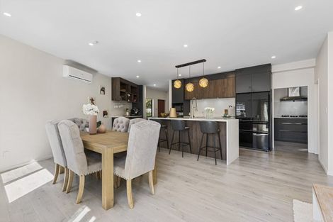 Photo of property in 5a Hemsway Place, Sunnyhills, Auckland, 2010