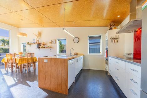 Photo of property in 13 Abbot Avenue, Waipawa, 4210