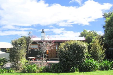 Photo of property in 2/7 Waihora Street, Taupo, 3330