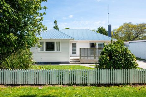 Photo of property in 4 Sutton Crescent, Hillcrest, Hamilton, 3216