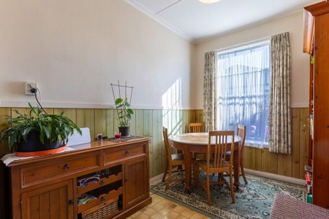 Photo of property in 19 Atkinson Street, Woodville, 4920
