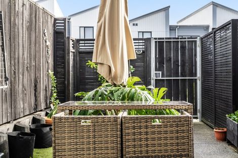 Photo of property in 14 Malcolm Calder Road, Hobsonville, Auckland, 0616