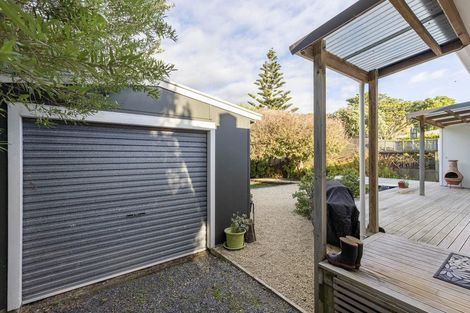 Photo of property in 144 Tilley Road, Paekakariki, 5034
