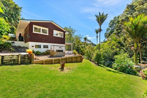 Photo of property in 260 School Road, Waimauku, 0881