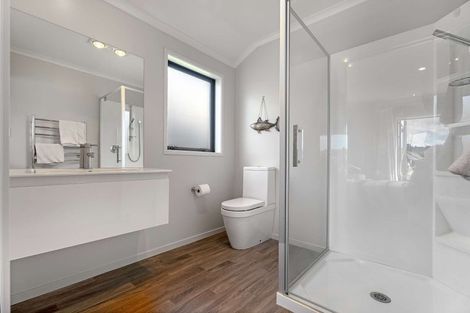 Photo of property in 12 Kelly Place, Whitianga, 3510