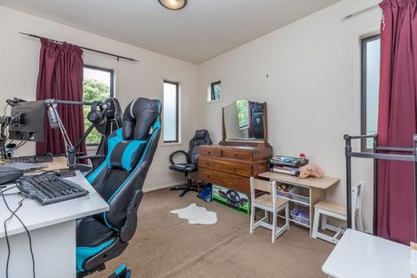 Photo of property in The Grange, 2/92 Bush Road, Albany, Auckland, 0632