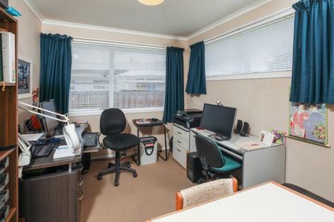 Photo of property in 21 Pulham Crescent, Queenwood, Hamilton, 3210