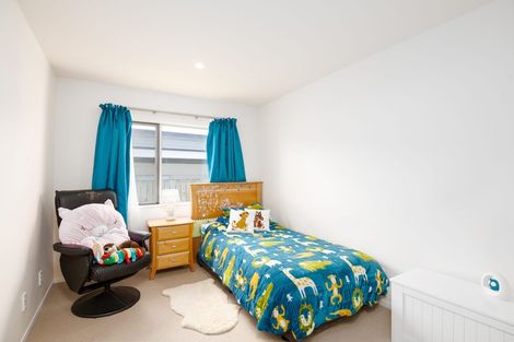 Photo of property in 241 Mark Avenue, Grenada Village, Wellington, 6037