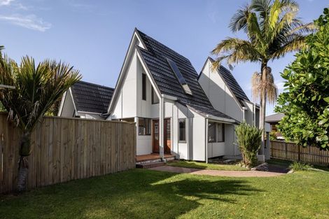 Photo of property in 36 Jonathon Street, Brookfield, Tauranga, 3110