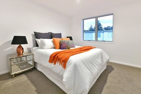 Photo of property in 17/3 Riverside Road, Orewa, 0931