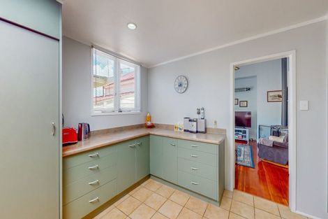 Photo of property in 102 Karaka Road, Thames, 3500