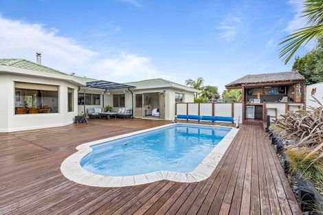 Photo of property in 4 Farnell Place, Gulf Harbour, Whangaparaoa, 0930