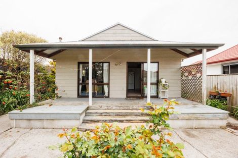 Photo of property in 54 Roy Street, Palmerston North, 4410