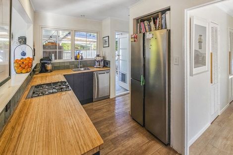 Photo of property in 8 James Cook Street, Havelock North, 4130