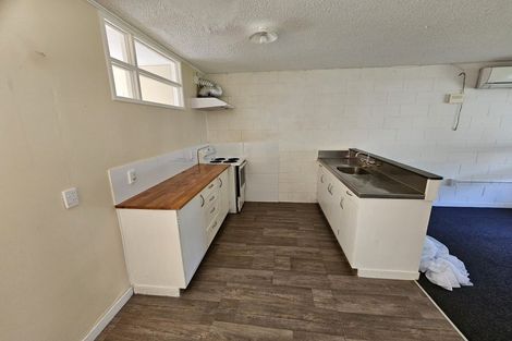 Photo of property in 53u2 Albert Street, Hamilton East, Hamilton, 3216