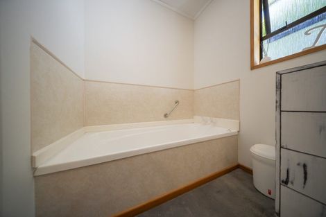 Photo of property in 5 Cleddau Street, Te Anau, 9600