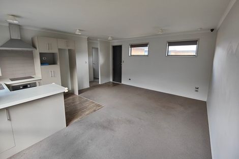 Photo of property in 102u5 Old Farm Road, Hamilton East, Hamilton, 3216