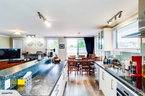 Photo of property in 1 Fife Crescent, Tamatea, Napier, 4112