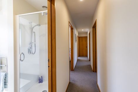 Photo of property in 10 Ben Nevis Drive, Broomfield, Christchurch, 8042