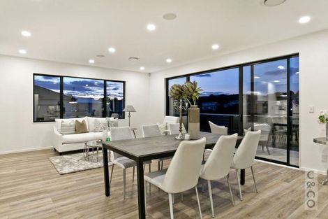 Photo of property in 21 Princes Street, Riverhead, 0820