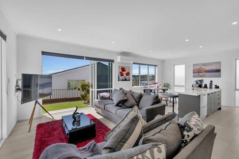 Photo of property in 16 Kiwa Crescent, Gulf Harbour, Whangaparaoa, 0930