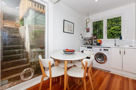 Photo of property in 70 Curtis Street, Northland, Wellington, 6012
