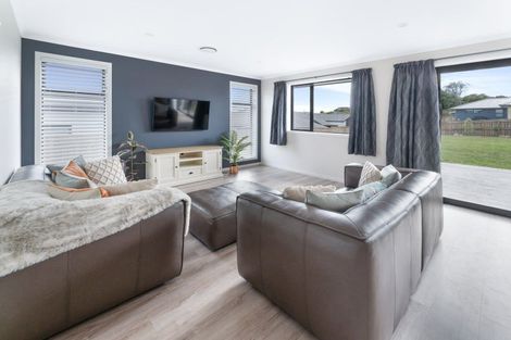 Photo of property in 66 Katania Heights, Brightwater, 7022