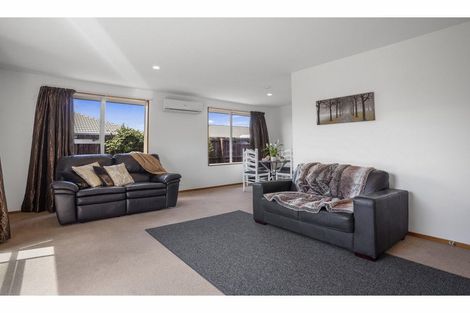 Photo of property in 48 Shannon Place, Belfast, Christchurch, 8051