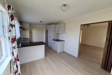 Photo of property in 6 Longburn Road, Henderson, Auckland, 0610