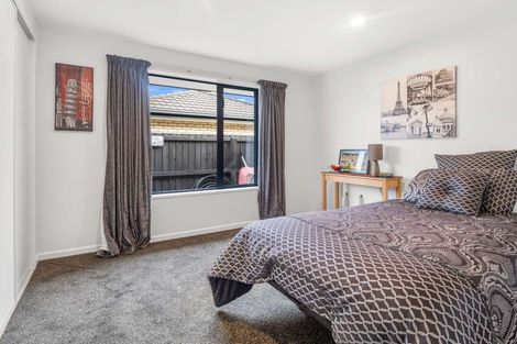 Photo of property in 7 Strathcarron Place, Broomfield, Christchurch, 8042