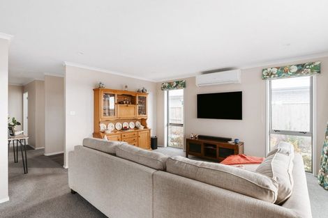 Photo of property in 44 Ridge Drive, Omokoroa, 3114