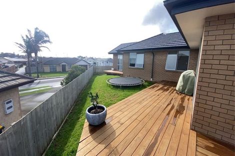 Photo of property in 9 Ripple Grove, Waiuku, 2123