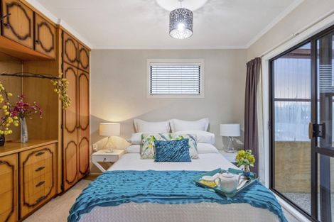 Photo of property in 1125 Papamoa Beach Road, Papamoa Beach, Papamoa, 3118