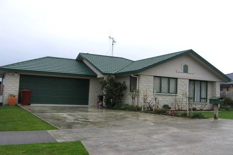 Photo of property in 3 Jordan Way, Kelvin Grove, Palmerston North, 4414