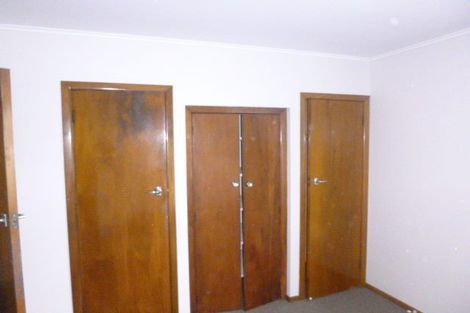 Photo of property in 2b Garden Road, Northland, Wellington, 6012