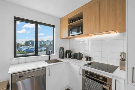 Photo of property in 30 Piripiri Place, Broomfield, Christchurch, 8042