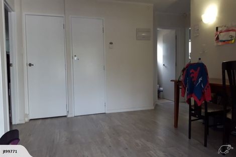 Photo of property in 110 Lauderdale Road, Birkdale, Auckland, 0626