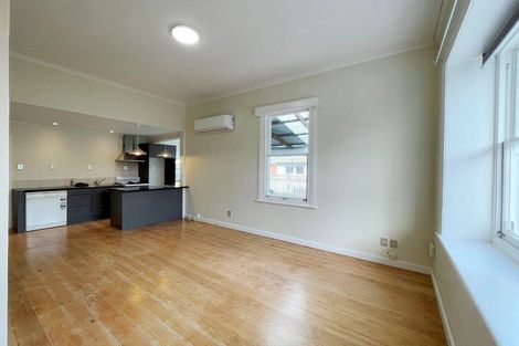 Photo of property in 64 Dominion Street, Takapuna, Auckland, 0622