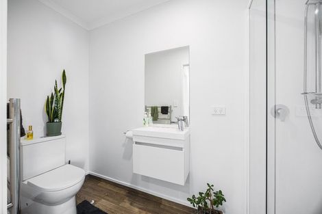 Photo of property in 500f Te Atatu Road, Te Atatu Peninsula, Auckland, 0610