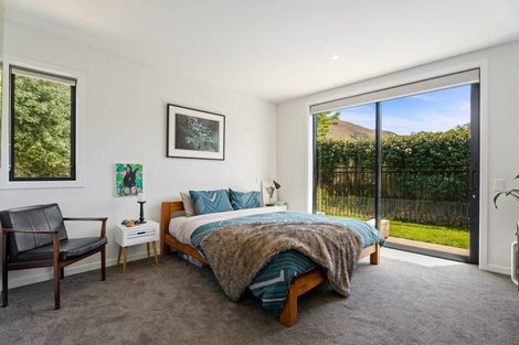 Photo of property in 137 Meadowstone Drive, Wanaka, 9305