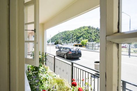 Photo of property in 11-19 Wellington Street, Picton, 7220