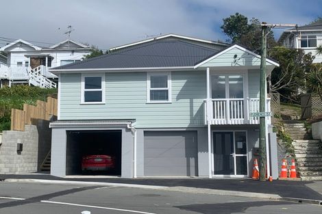 Photo of property in 16a Florence Street, Newtown, Wellington, 6021