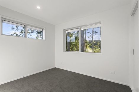 Photo of property in 5 Maraeariki Avenue, Orewa, 0931