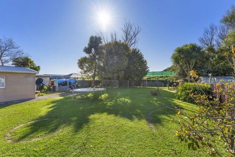 Photo of property in 16 Bennett Street, Gonville, Whanganui, 4501