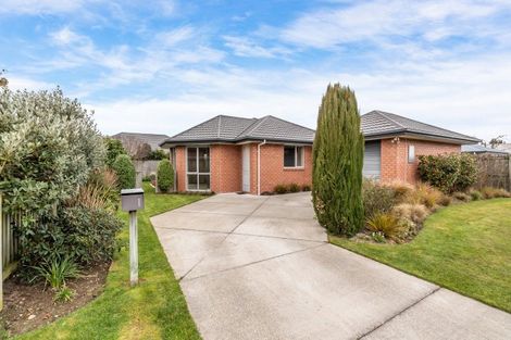 Photo of property in 1 Stanwood Grove, Darfield, 7510