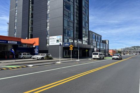 Photo of property in Proximity Apartment Hotel, 172 Thorndon Quay, Pipitea, Wellington, 6011