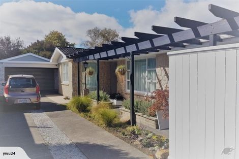 Photo of property in 129 Warren Crescent, Hillmorton, Christchurch, 8025